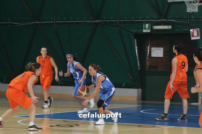 120218 basket 463_tn.jpg